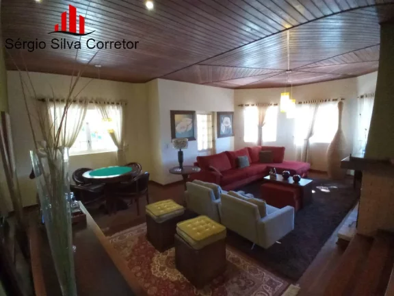 Imagem Casa a Venda com 04 Suítes em Condomínio Fechado.