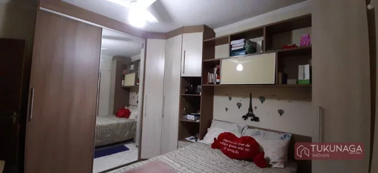 Imagem Sobrado à venda, 236 m² por R$ 789.000,00 - Jardim Vila Galvão - Guarulhos/SP