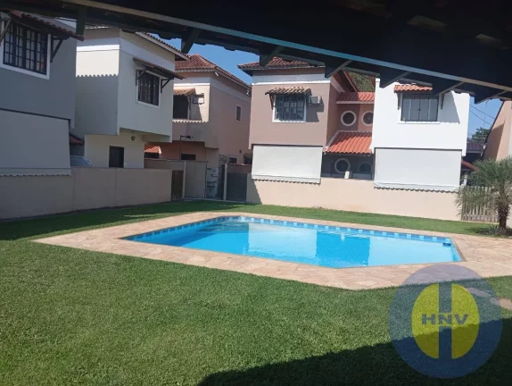 Imagem VENDO DUPLEX DE 2 QUARTOS EM CONDOMINO FECHADO
