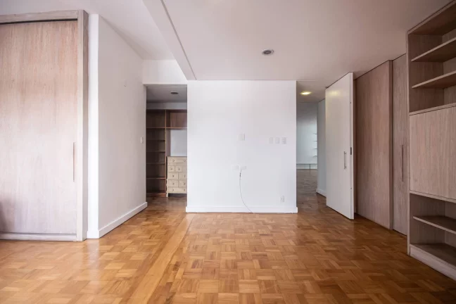 Imagem Apartamento em Jardim Paulista - Edifício Paulistano 180m²