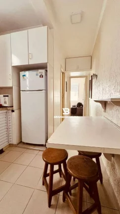 Imagem Kitnet com 1 dormitório à venda, 27 m² por R$ 268.000,00 - Pitangueiras - Guarujá/SP