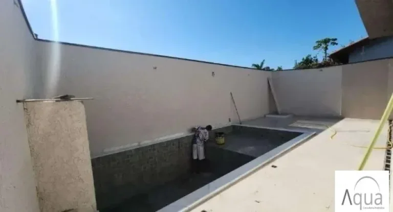 Imagem Casa para Venda em Itanhaém, Bopiranga, 3 dormitórios, 1 suíte, 2 banheiros, 4 vagas
