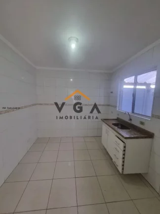Imagem Sobrado para Venda em São Paulo, Itaquera, 2 dormitórios, 1 banheiro, 1 vaga