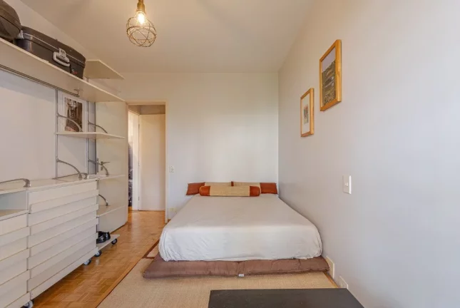 Imagem Imperdível oportunidade de investimento: Apartamento de 2 quartos na Vila Nova Conceição, São Paulo-SP com 154,00m² e 2 vagas.