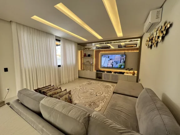 Imagem Casa Alto Padrão para Venda em Florianópolis / SC no bairro Ingleses do Rio Vermelho