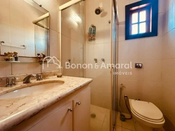Imagem Linda casa em condomínio à venda em Valinhos, com 3 dormitórios, sendo 2 suítes com closet e sac...