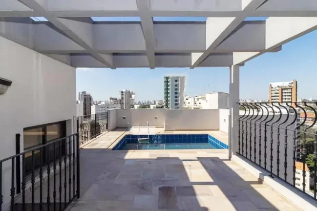 Imagem Cobertura Duplex 330M², 3Q, 1 Suíte, 4 Banheiros, 4 Vagas, Academia, Churrasqueira, Piscina Adulto e Infantil, Espaço Gourmet, Salão de Jogos.