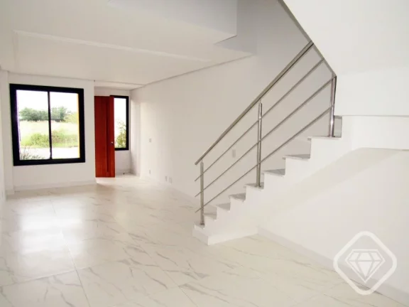 Casa nova, moderna e impecável na Hípica, próximo ao Zaffari.

2 suítes, churrasqueira, pátio e...