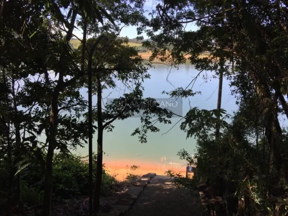 Imagem JOANÓPOLIS. LINDA CHÁCARA NA BEIRA DA REPRESA, com acesso a água !