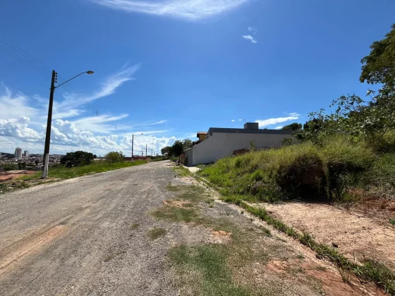 Imagem Excelente terreno a venda no Bairro Jardim Paulista - Tatuí/SP.