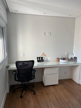 Imagem Apartamento reformado com 2 suítes no Anália Franco