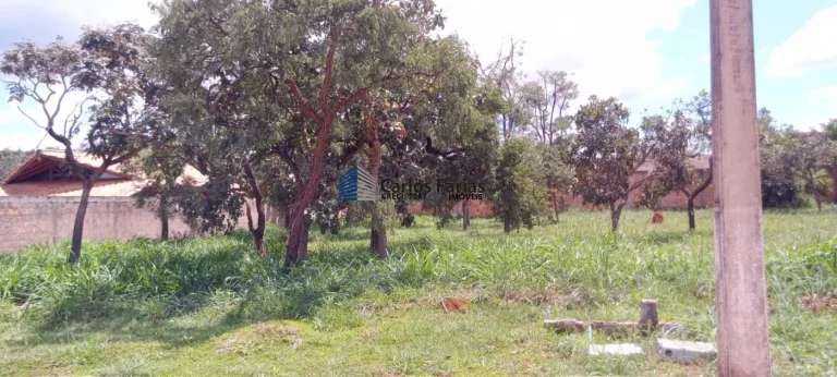 Imagem Lote em Condomínio Fechado para Venda em Brasília, Setor Habitacional Tororó (Jardim Botânico)