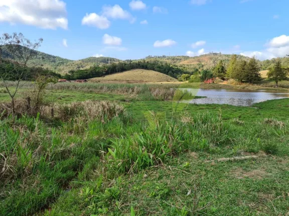 Imagem Sítio à Venda em Atibaia com 15 alqueires