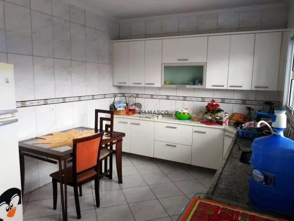 Imagem Sobrado à venda 3 Quartos, 3 Suites, 6 Vagas, 325M², Cerâmica, São Caetano do Sul - SP