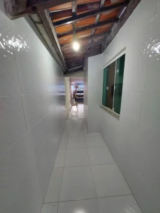 Imagem Casa à venda na Coroa do Meio - 3 suítes, 340m², 4 vagas de garagem!