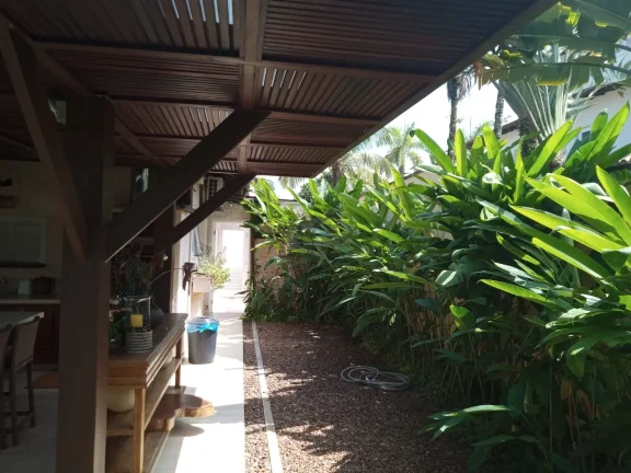 Imagem CASA NA PRAIA DA BALEIA 50 MTS DA AREIA