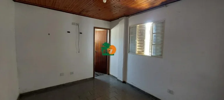 Imagem Casa para Venda em São Roque, Vila Santa Rita, 5 dormitórios, 2 suítes, 1 banheiro, 1 vaga