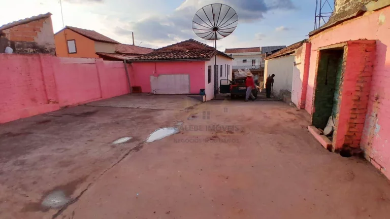 Imagem Casa com 2 dormitórios à venda, 62 m² por R$ 320.000,00 - Centro - Tatuí/SP