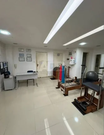 Imagem Sala Comercial à venda no Centro do rio, 50m2, na Cinelândia.
