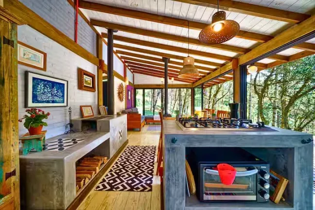 Imagem Cabana Moderna: Onde a Arquitetura se Mescla com a Floresta de Gonçalves