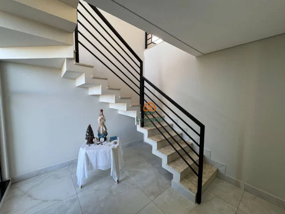 Imagem Casa com 3 dormitórios à venda, 247 m² por R$ 1.990.000,00 - Condomínio Gran Royalle - Lagoa Santa/MG
