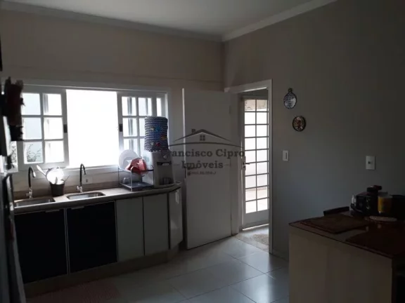 Imagem Casa à venda no bairro Portal das Colinas - Guaratinguetá/SP