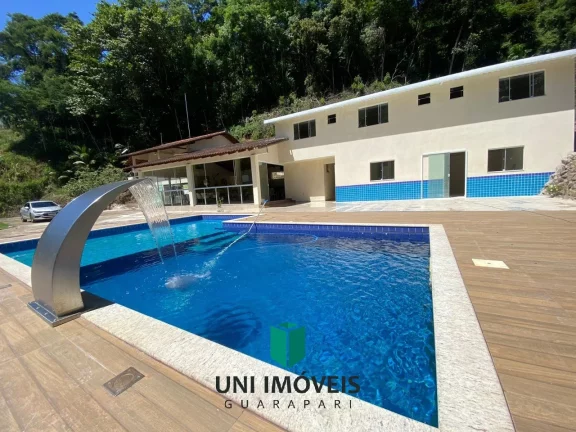 Imagem Linda chácara com nascente em Iguape com 2 excelentes casas, em Guarapari.