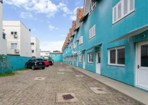 Imagem Casa 3 dormitórios no bairro Camaquã próximo ao Zaffari Cavalhada