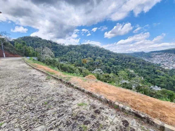 Imagem Terreno em Condomínio para Venda em Teresópolis / RJ no bairro Barra do Imbuí