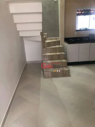 Imagem Casa com 4 dormitórios à venda, 240 m² por R$ 365.000,00 - Centro - São Pedro da Aldeia/RJ