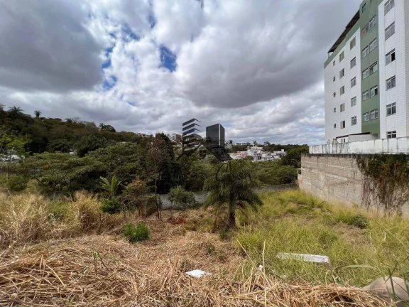 Imagem Lote A Venda, Bairro Cabral - Contagem/MG