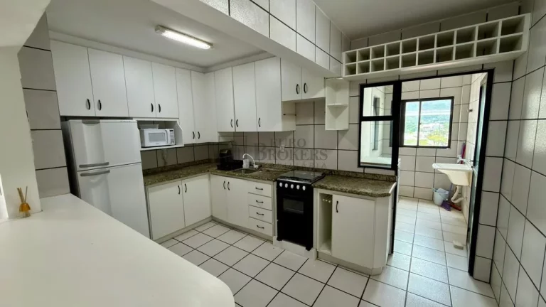 Imagem Apartamento Quadra Mar para locação temporada com 03 dormitórios