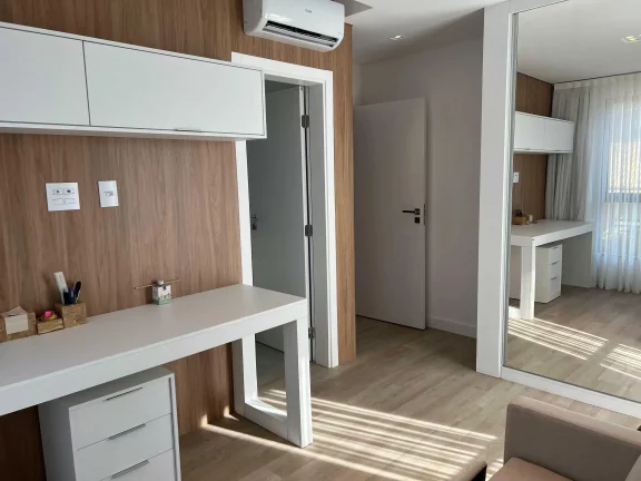 Imagem Apartamento com 3 suítes e 2 vagas de garagem - Praia Brava em Itajaí/SC
