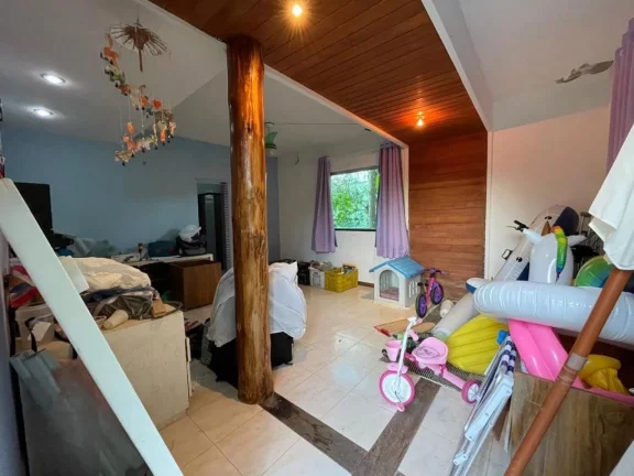 Imagem Casa à venda no bairro Coroa do Meio em rua pública - Confira detalhes!