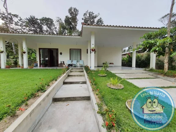 Imagem Vendo casa em loteamento fechado em Porto Seguro