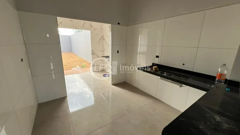 Imagem Imperdível oportunidade de casa à venda em Campo Grande-MS, Jardim Tijuca! 3 quartos, 1 suíte, 2 salas, 1 banheiro, 2 vagas de garagem, 93,72m².
