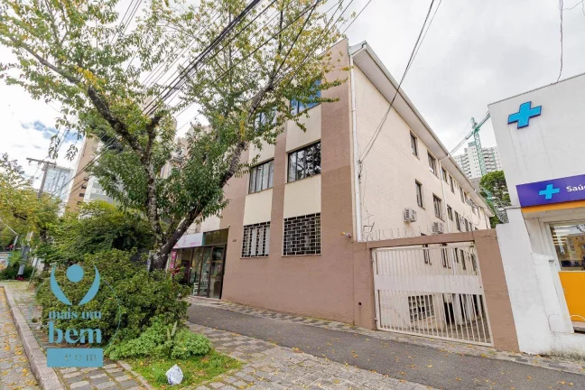 Imagem Apartamento com 3 Quartos, 1 Suíte à venda, 105 m² por R$ 635.000 - Água Verde - Curitiba/PR