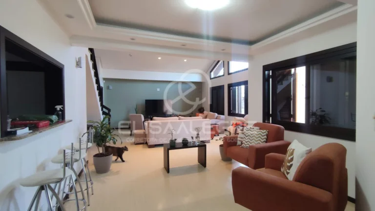 Imagem Casa Alto Padrão no Centro, em Nova Santa Rita
