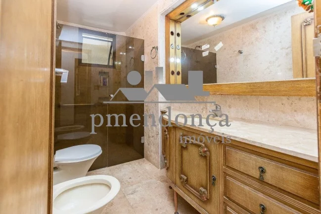 Imagem Apartamento em Higienópolis com 240m², 04 suítes e 04 vagas.