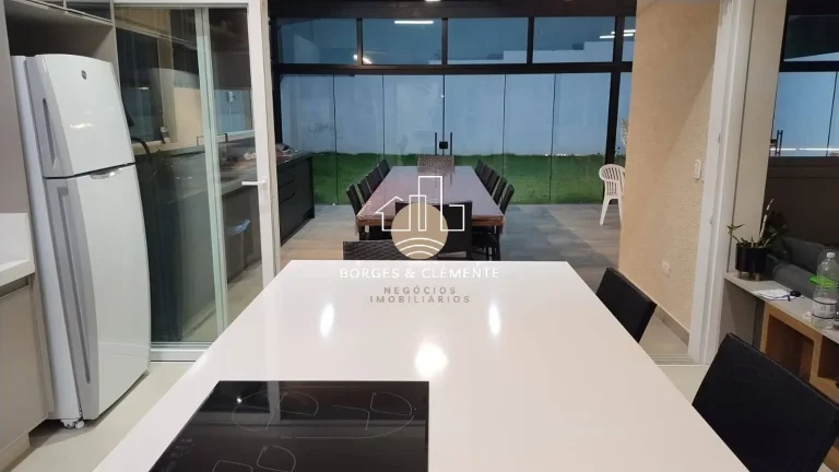 Imagem Sobrado Condomínio Sauá II - Atibaia/Porteira Fechada