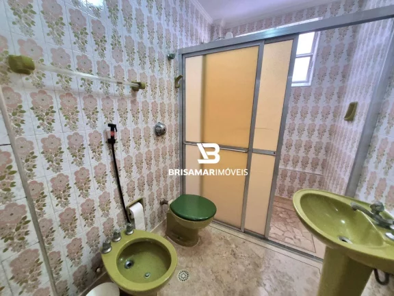 Imagem PITANGUEIRAS- LOCAL NOBRE , EXCELENTE APARTAMENTO , GARAGEM NO PRÉDIO.