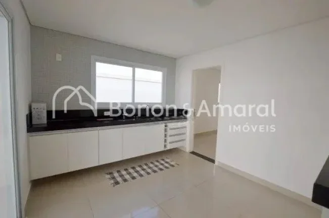Imagem Casa a venda com 3 quartos no condomínio Jacarandás em Betel, Paulínia.

Sobrado amplo com living...