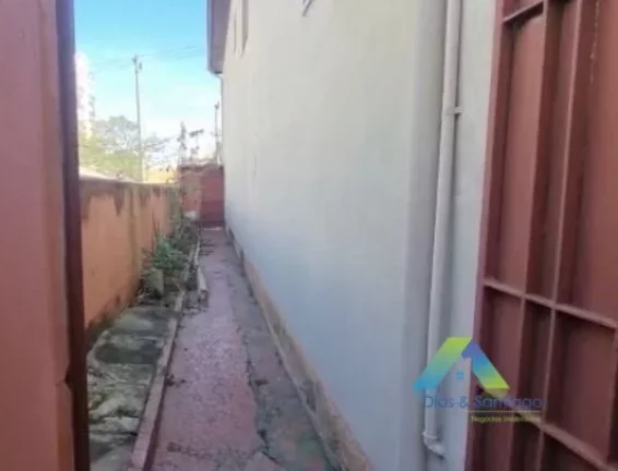 Imagem VILA DOM PEDRO I Casa 152 metros, 2 dormitórios, 1 vaga a poucos minutos da estação do metro Alto Do Ipiranga.