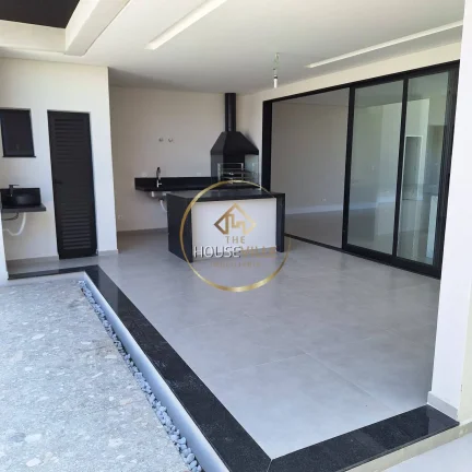 Imagem Casa Térrea 3 dormitórios ( 3 suítes), 3 vagas, Condomínio Mônoca Urbanova.