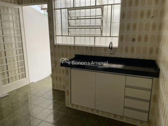 Imagem Casa Térrea para Locação, 02 quartos 

2 dormitórios espaçosos;
1 banheiro social;
Sala de esta...