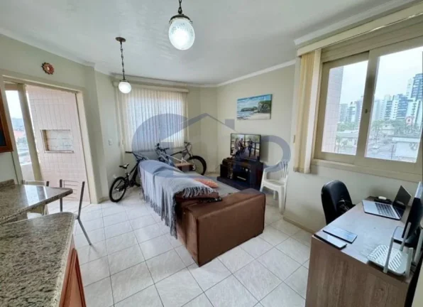 Imagem Apartamento á venda com 2 dormitórios no centro de Torres/RS