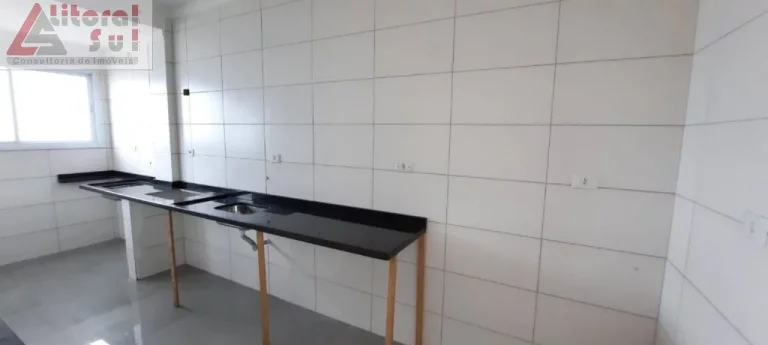 Imagem Apartamento à venda na Praia Grande-SP, bairro Caiçara: 2 quartos, 1 suíte, 1 sala, 1 vaga, 76m² de área. Imperdível!
