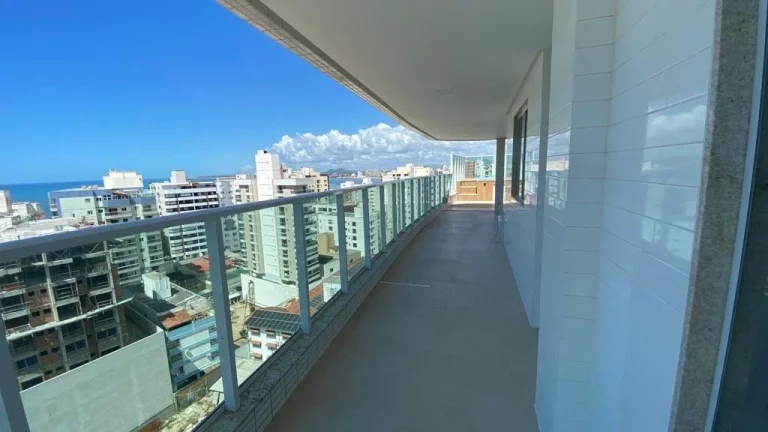 Imagem Cobertura Linear, 04 Quartos, 02 Suites, Area de Lazer, Jacuzzi, 03 Vagas de Garagem, Vista p/ o Mar, Praia do Morro, Guarapari - ES