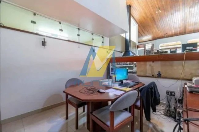 Imagem Casa de alto padrão para locação residencial com 340m² e lazer completo