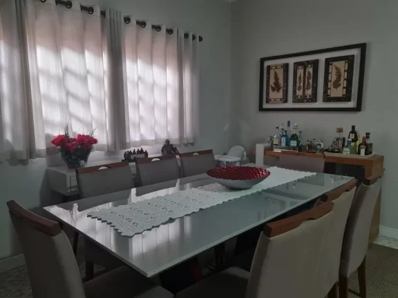 Imagem Casa com 5 dormitórios à venda, 287 m² por R$ 1.600.000,00 - Vila Acoreana - Poá/SP